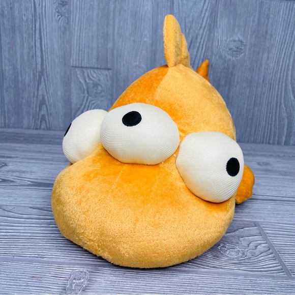 Universal Studios The Simpsons Blinky The 3 Eyed Fish Plush 15'' Goldfish pillow - Picture 3 of 9